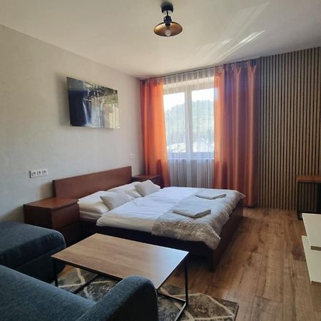 Hotel & Apartmány Hollópatak Kültér fotó