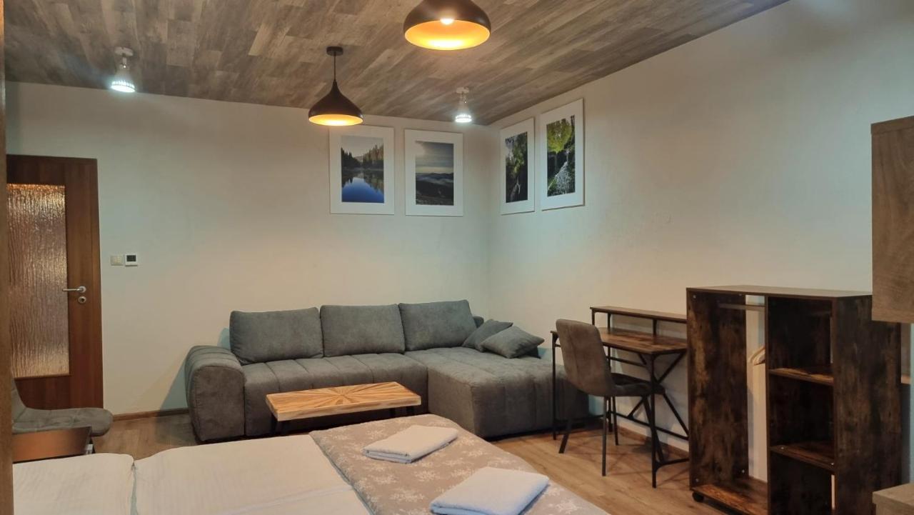 Hotel & Apartmány Hollópatak Kültér fotó